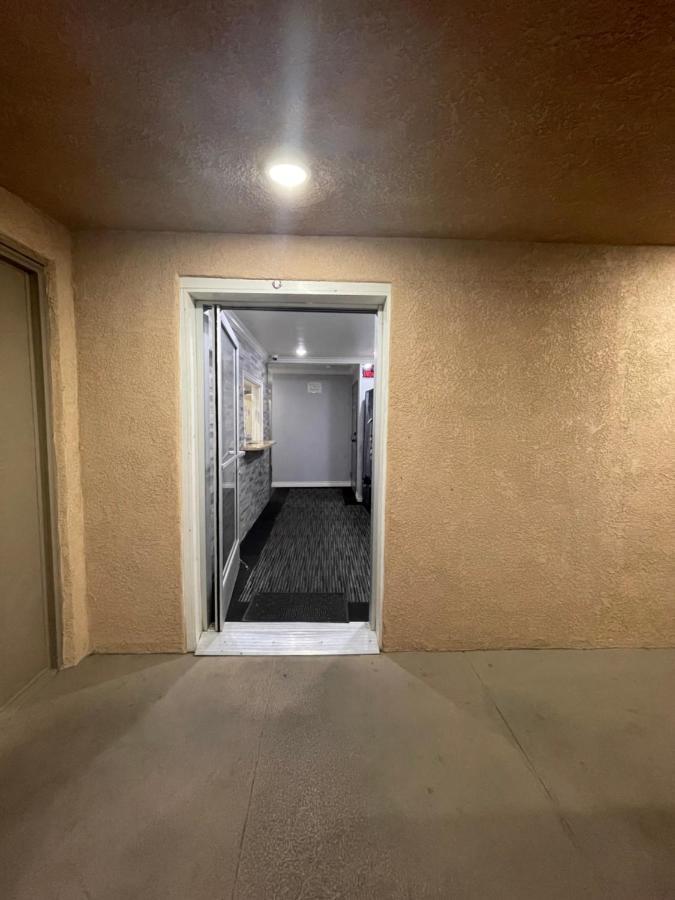 El Patio Hotel San Bernardino Eksteriør bilde